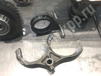 Вилки включения раздатки Тойота Ленд Крузер  Вилки включения раздатки Тойота Ленд Крузер