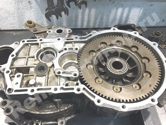 Установка дифференциала в картер сцепления мкпп Фольксваген Транспортер Т4 Установка дифференциала в картер сцепления мкпп Фольксваген Транспортер Т4