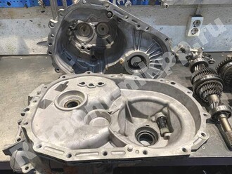 Колокол сцепления мкпп Крайслер Конкорд 3.0 Колокол сцепления мкпп Крайслер Конкорд 3.0