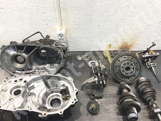 Запчасти мкпп картер и валы Джили Запчасти мкпп картер и валы Джили