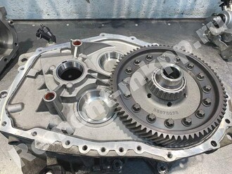 Устанавливаем дифференциал в корпус мкпп Опель Антара (F40) Устанавливаем дифференциал в корпус мкпп Опель Антара (F40)