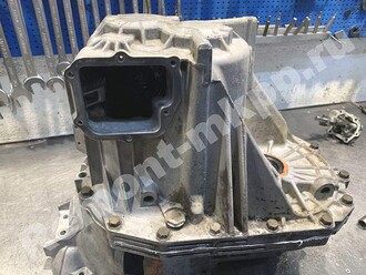 Закрываем задний корпус мкпп Крайслер Конкорд 3.0 Закрываем задний корпус мкпп Крайслер Конкорд 3.0